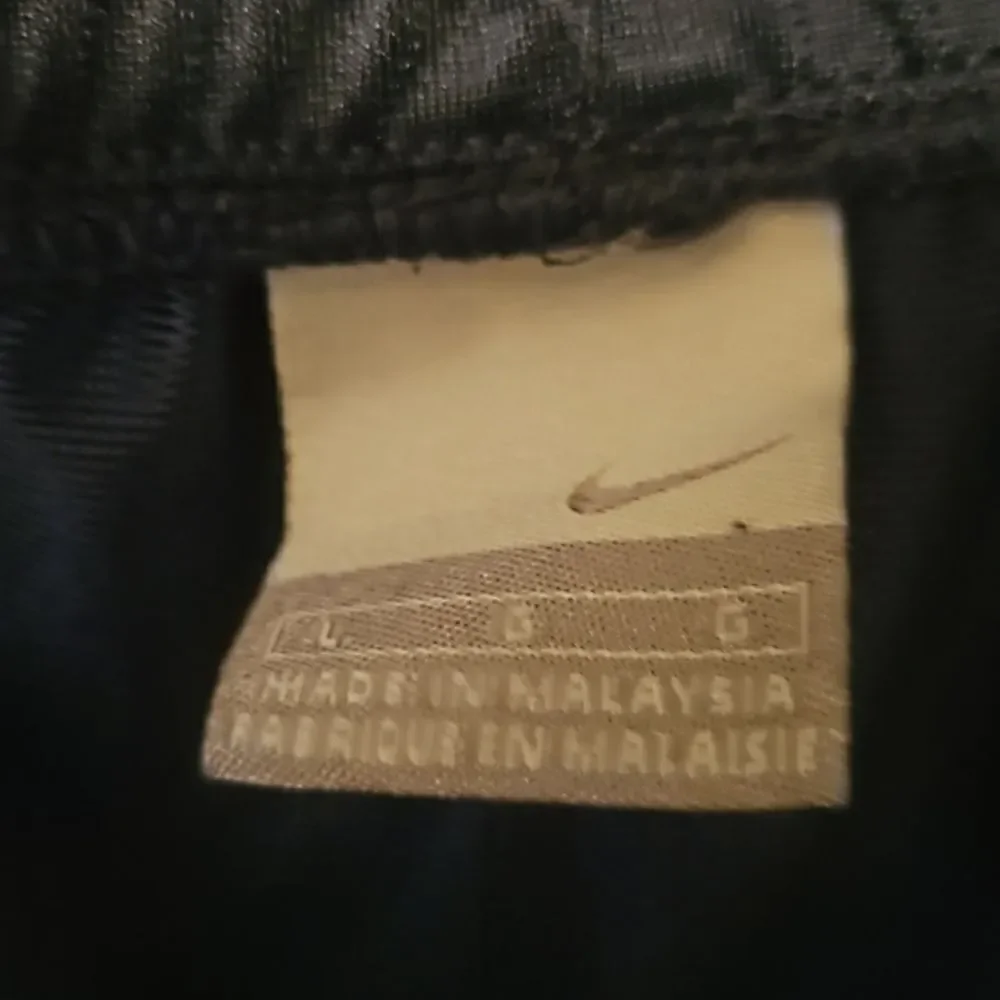 NIKE MEN ACTIVE SHORTS